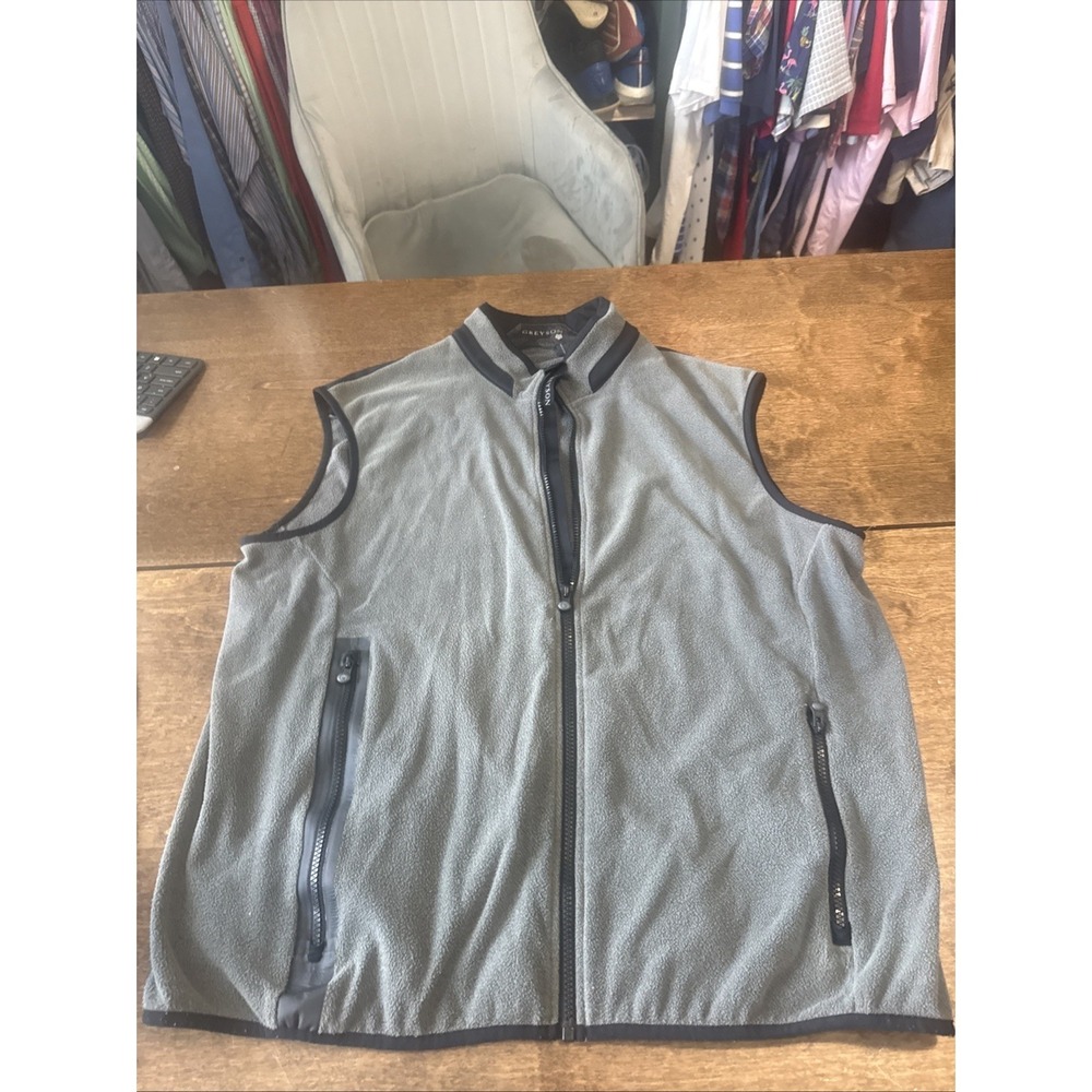 Greyson Algonquin Fleece Gray & Black Full Zip Primaloft Golf Vest Men's Size XL